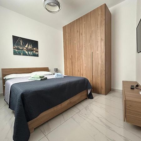 Exceptional 3-Bedroom Apartment, Sliema - Tigne Point! Экстерьер фото