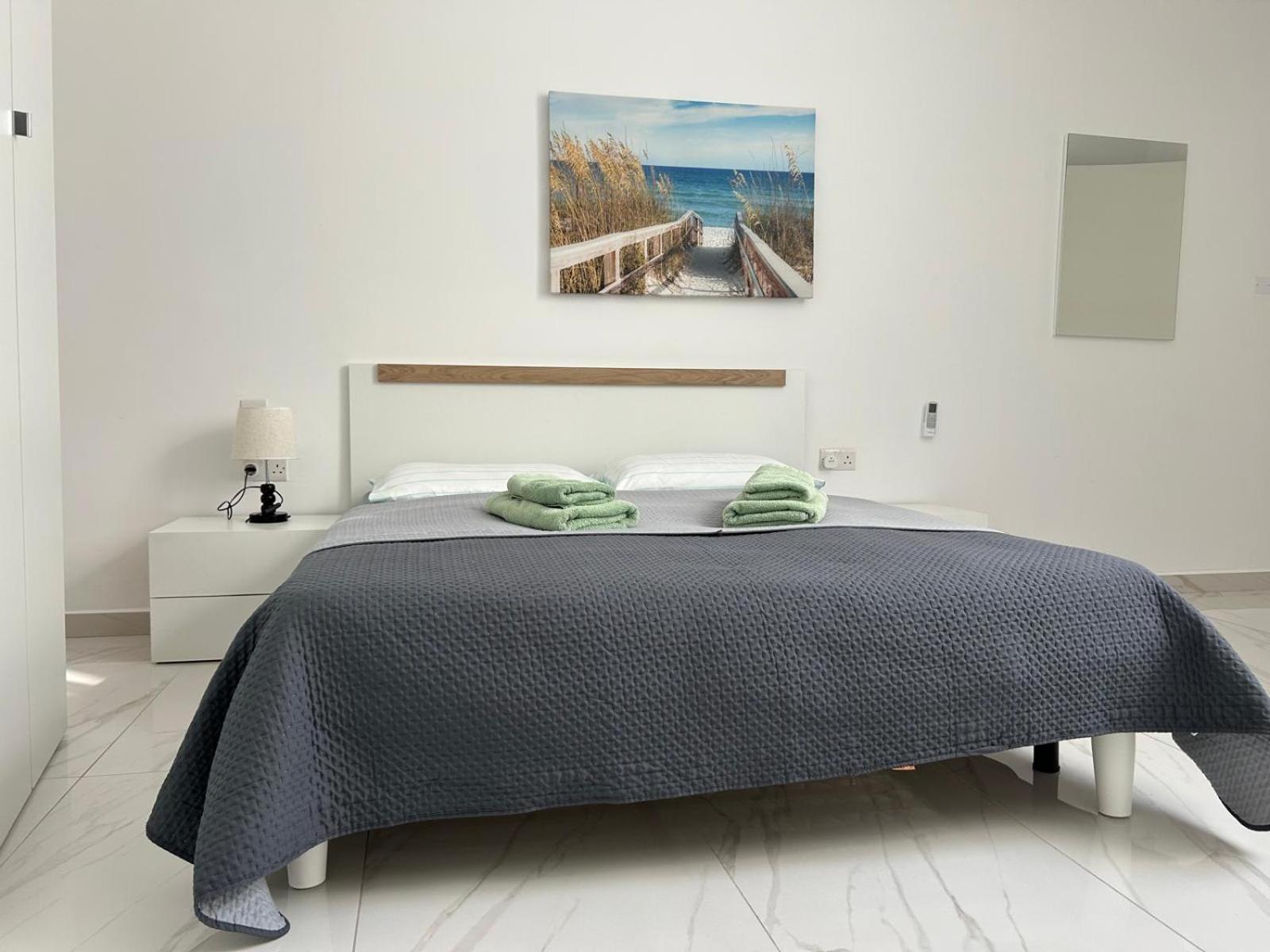 Exceptional 3-Bedroom Apartment, Sliema - Tigne Point! Экстерьер фото
